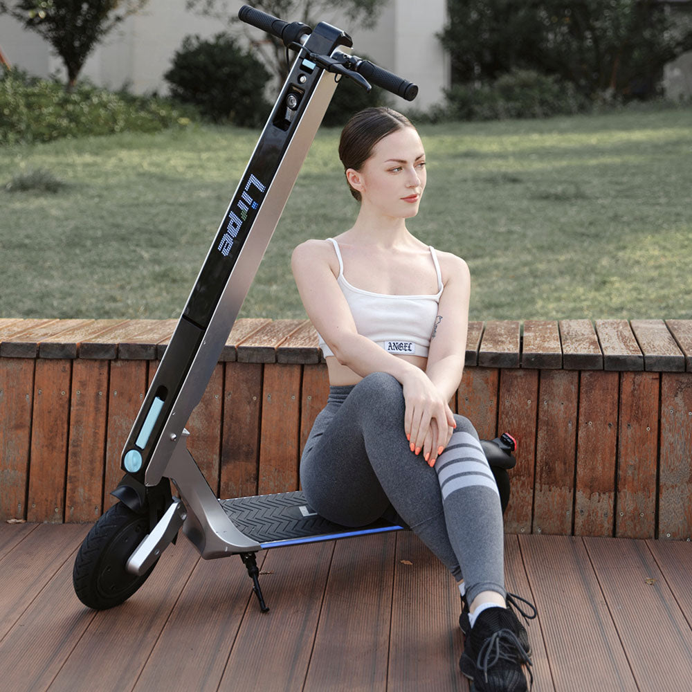 Energy Savers AOVO Lirpe R1 First Solar Powered Electric Scooter