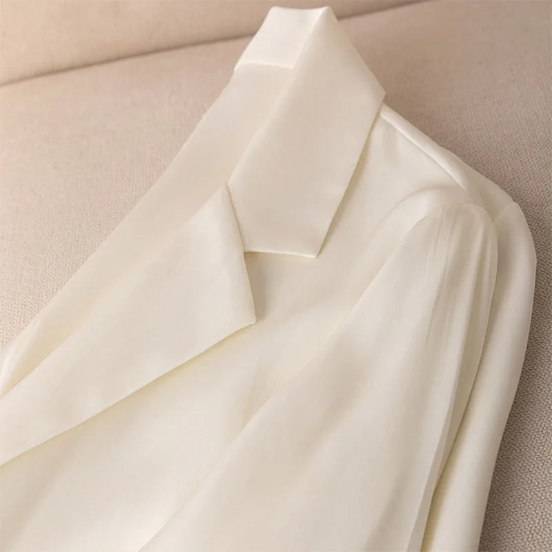 Lush Lavish 19MM Mulberry Silk Blazer | Hypoallergenic - Allergy Friendly - Naturally Free